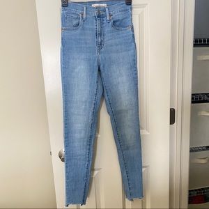 Levi Mile High Skinny Jeans